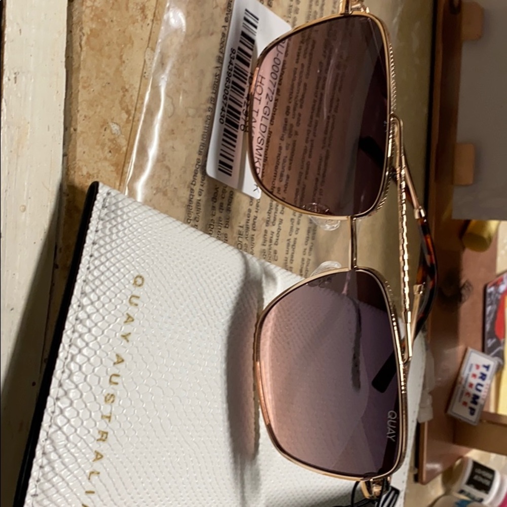 NWT Quay Hot Take Sunglasses
